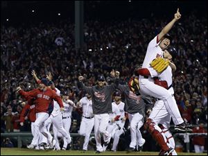 World-Series-Cardinals-Red-Sox-Baseball-25